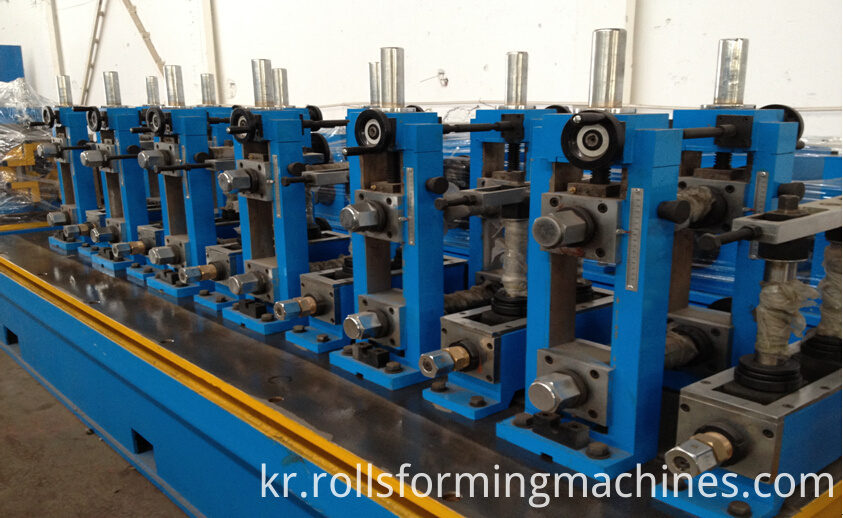 성형기 Forming machine